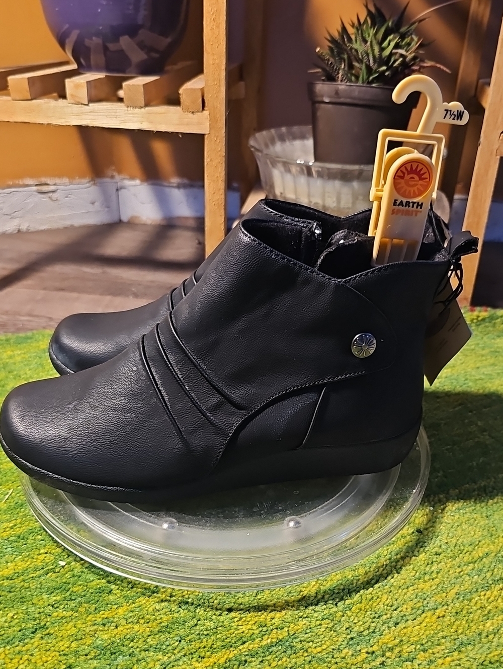 A1 Earth Spirit Ankle Boots Faux Leather Black Zipper Sz 7.5M